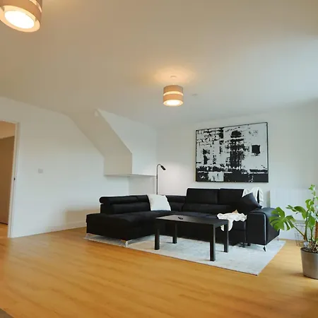 Greville Smyth Two Bedroom Duplex Bristol