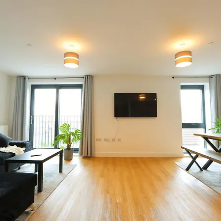 Greville Smyth Two Bedroom Duplex Apartman